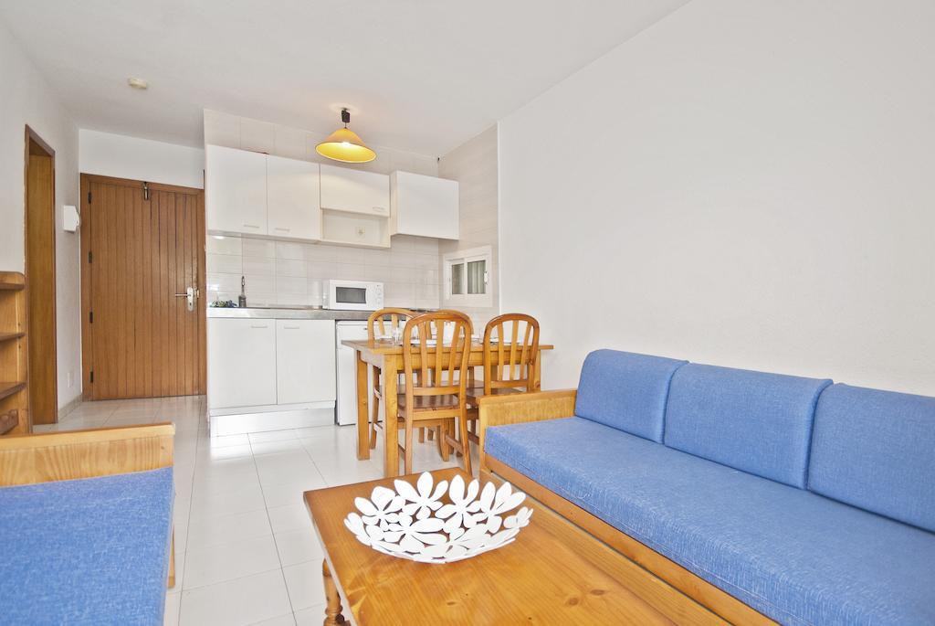 פורט דה פולנסה Llevant Apartments מראה חיצוני תמונה